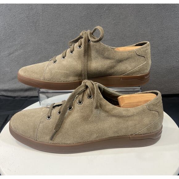 Clarks Low Top Suede Leather Sneakers Shoes Tan Men Size 10.5 Comfort Casual - Picture 2 of 15